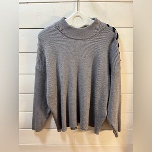 TAHARI – Grey Sweater with Sleeve Lace Detail (3X)